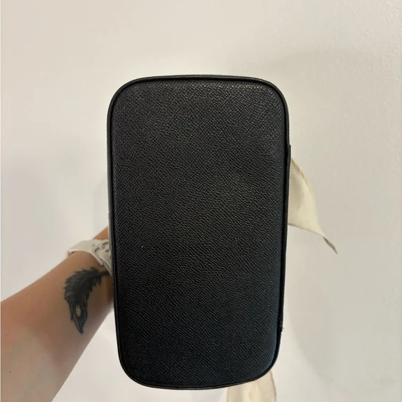 Coach Black Cosmetic Case - Picture 5 of 5